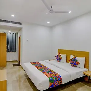 Fabhotel Premium Kashi India