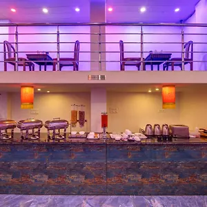 Hotel Gracious By Vishesh &