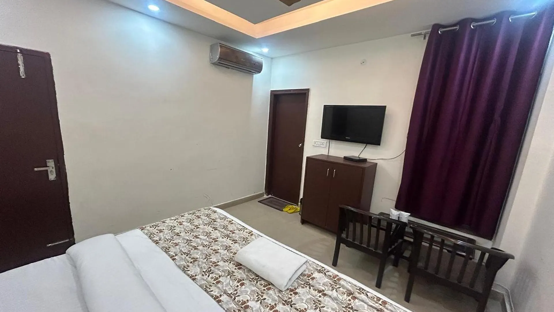 Hotel Sunlight Inn 뉴델리